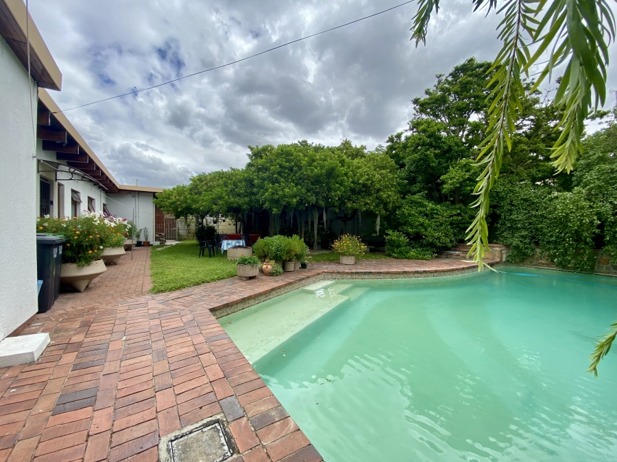 4 Bedroom Property for Sale in Hillrise Western Cape